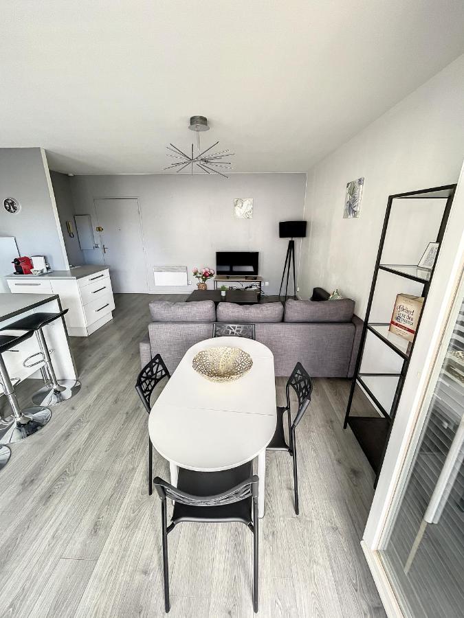 City & Cosy, Lyon Charcot- Wifi - Lave Linge - Balcon - Parking Екстериор снимка