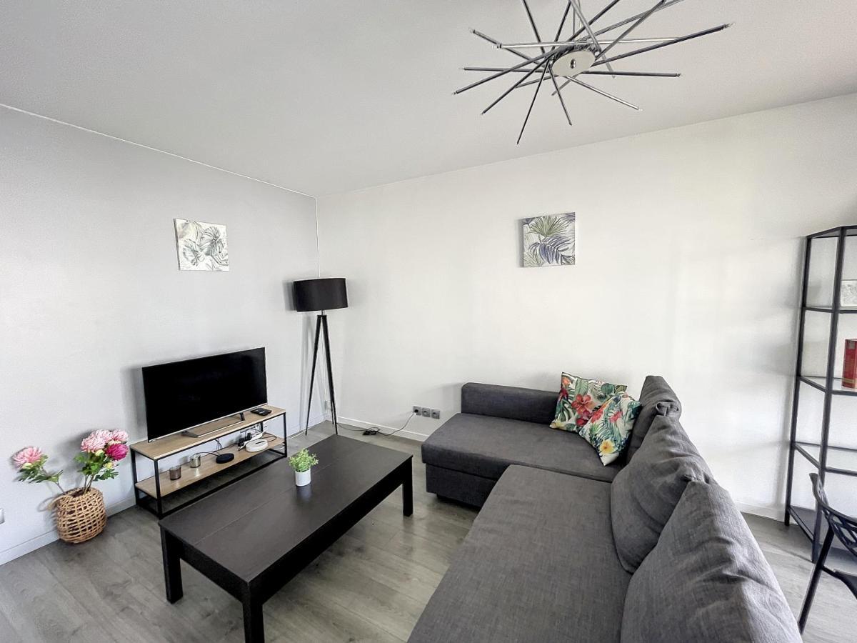 City & Cosy, Lyon Charcot- Wifi - Lave Linge - Balcon - Parking Екстериор снимка