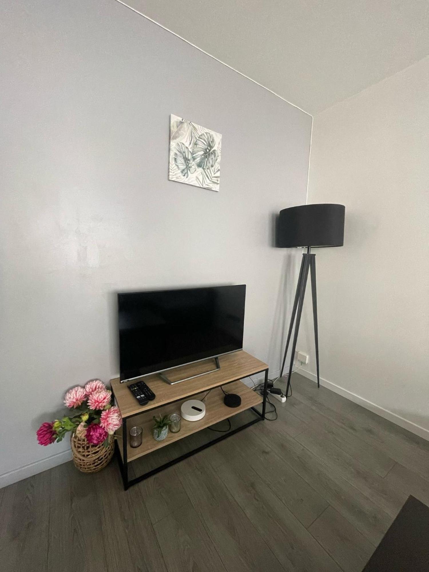 City & Cosy, Lyon Charcot- Wifi - Lave Linge - Balcon - Parking Екстериор снимка